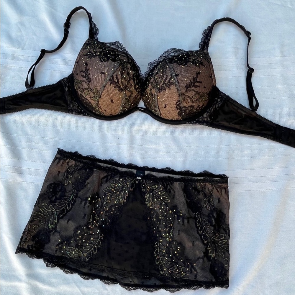Victoria’s Secret Angel Fantasy Bra and Skirted Garter Belt